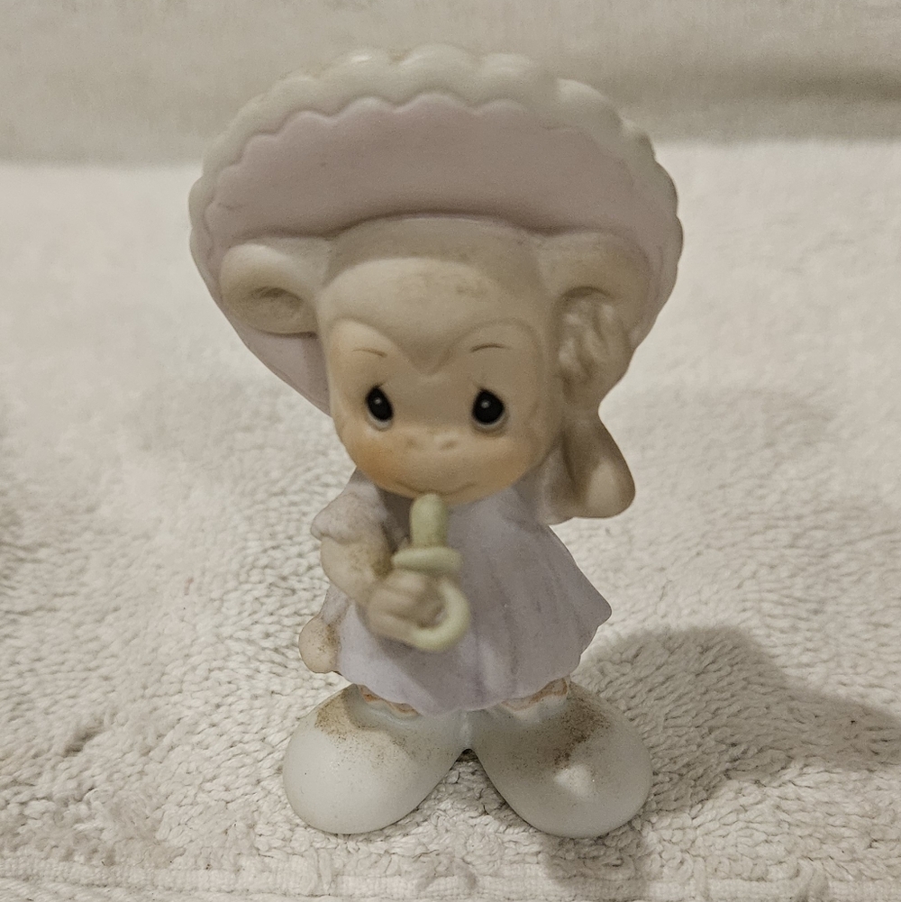 LOVE PACIFIES FIGURINE